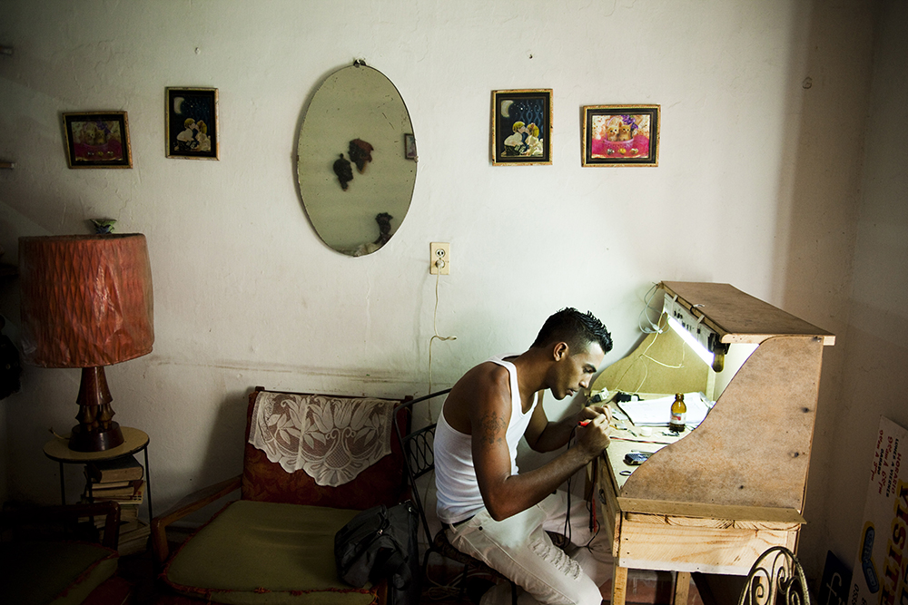 Julien Goldstein, Cuba